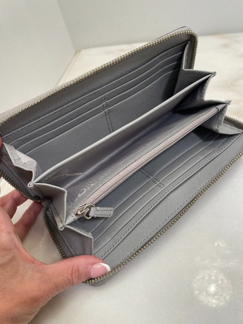 Coach Gray Snakeskin Leather Accordion Style Zip Around Wallet - Picture 9 of 16